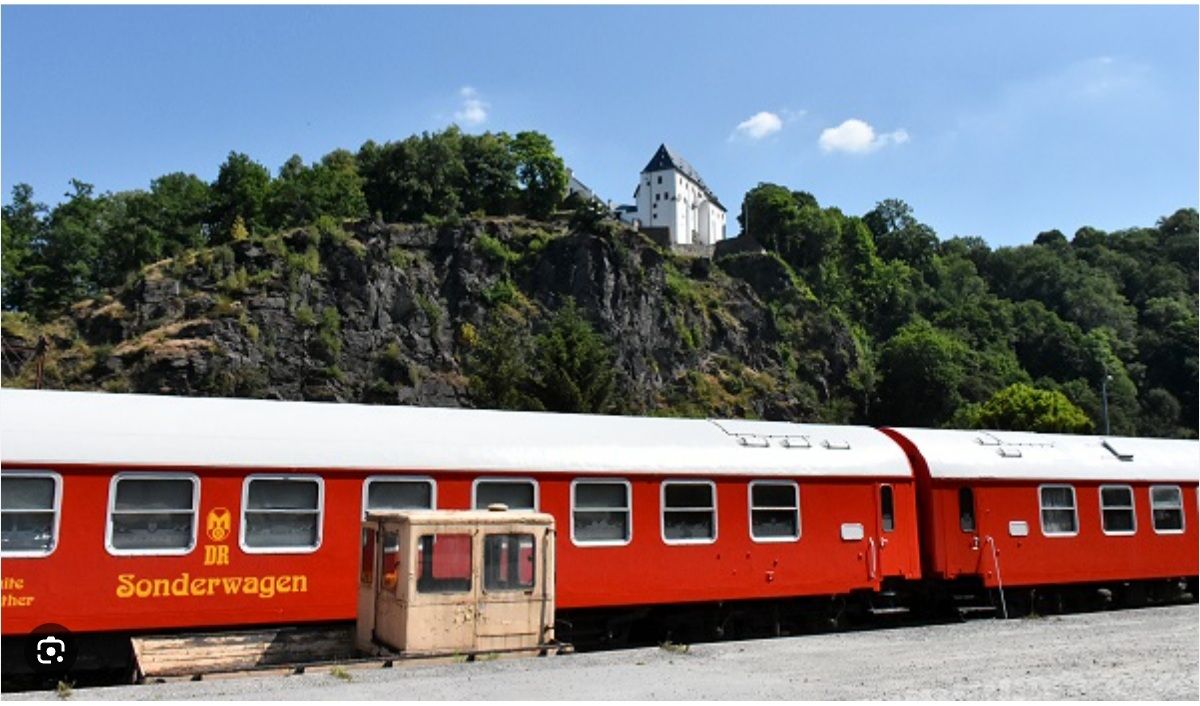 Zughotel Wolkenstein am Fuße von Schloß Wolkenstein